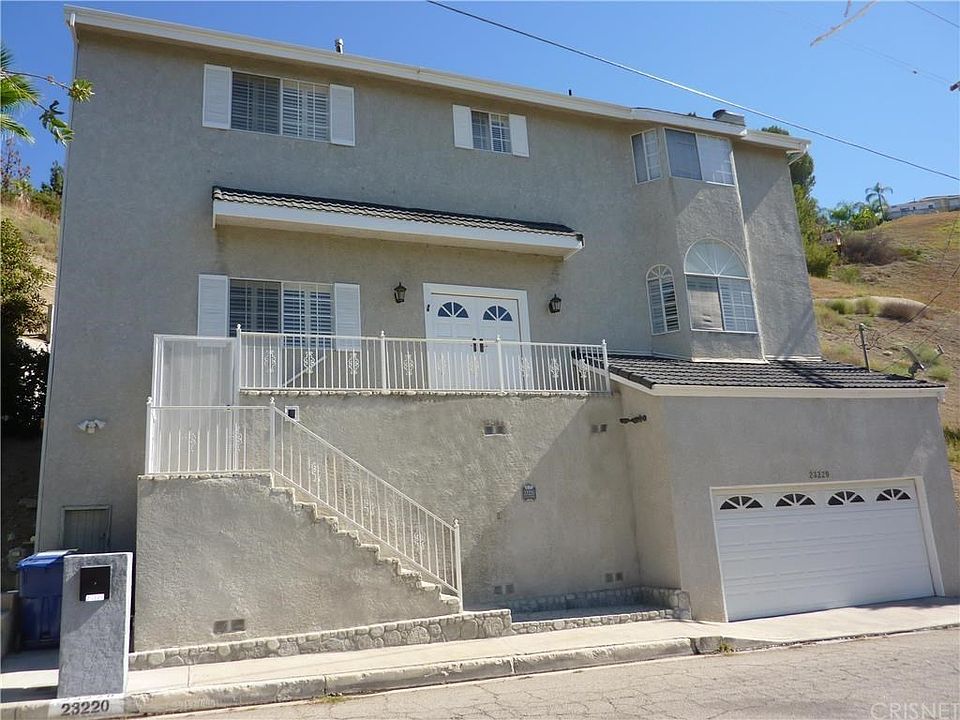 1st image of 23220 Cass Ave