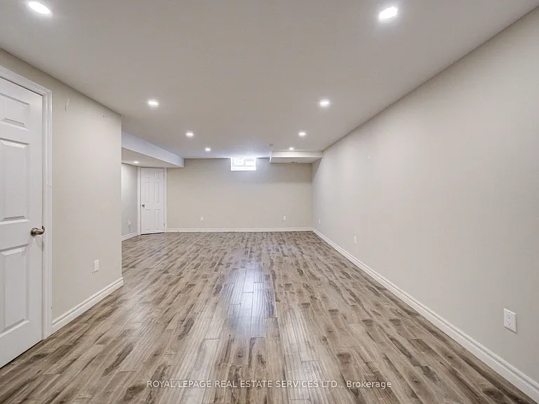 5530 Glen Erin Dr #22 — Photo 36