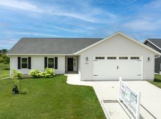 2924 Belle St SW, Cedar Rapids, IA 52404