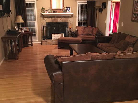 2nd image of 48 Farmington Dr
