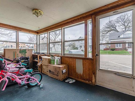 4th image of 232 3rd St