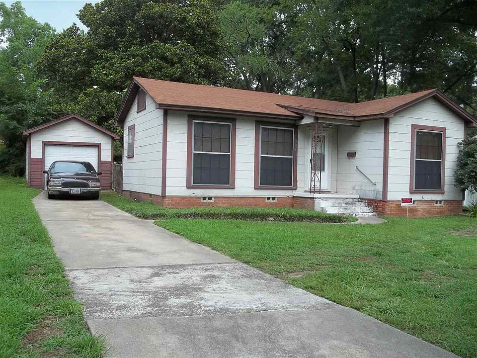 1st image of 307 Saint Francis St