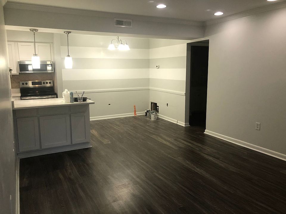1st image of 141 Lamotte Dr APT E7