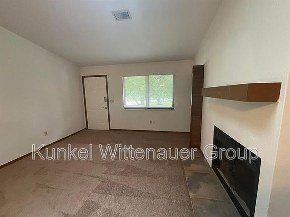 3rd image of 57 Pepperwood Ct