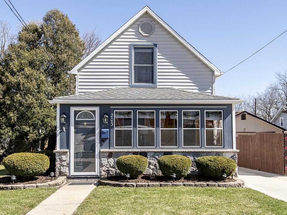 1st image of 203 Randall STREET