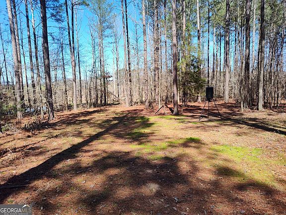 4th image of 1302 River Rd