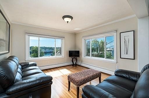 1st image of 9 Herrick Ct #2