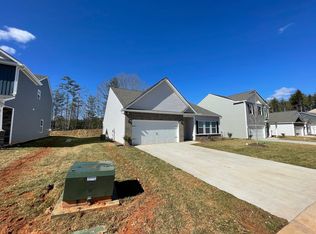 321 Ridgeview Ln, Mars Hill, NC 28754