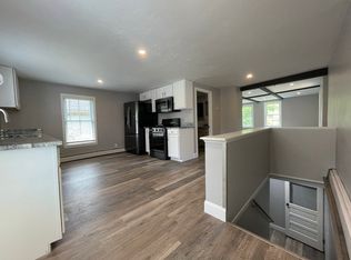 12 River Ct, Webster, MA 01570