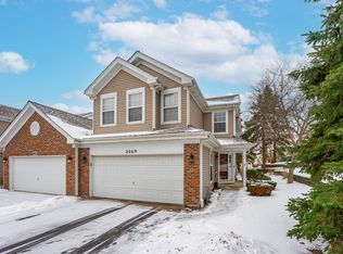2069 Peach Tree Ln, Algonquin, IL 60102