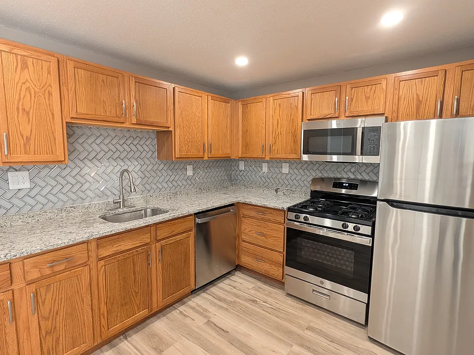 48A116 Avonwood Rd #116