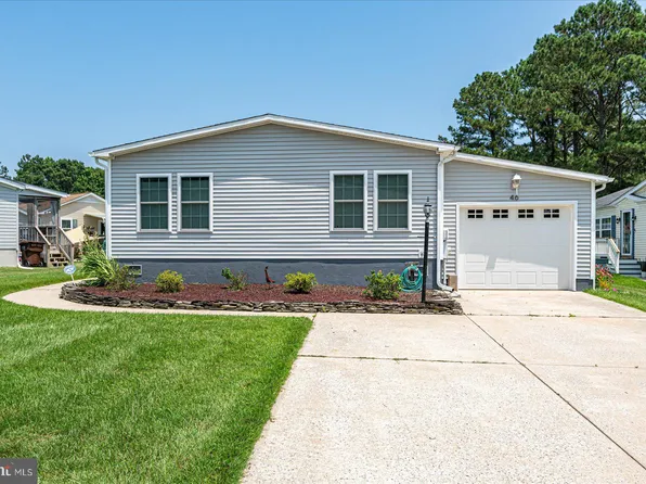 46 Coastal Dr, Berlin, MD 21811