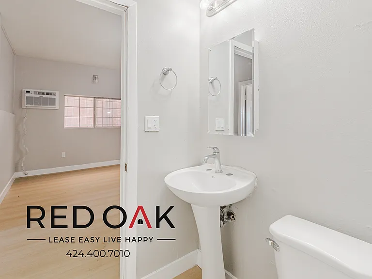 3806 S Broadway #3 — Photo 8