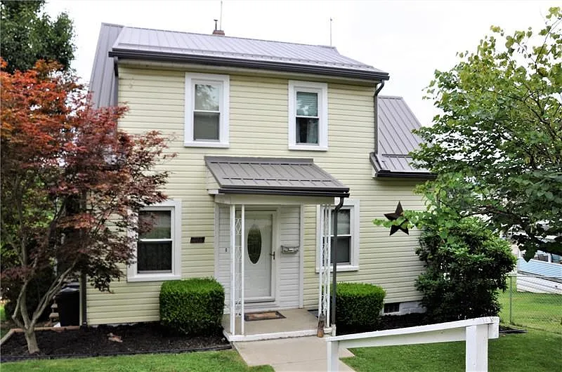 102 Wide St photo 1