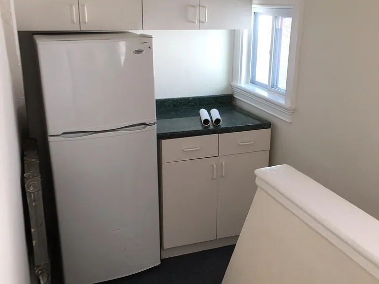 372 Farnsworth Ave #3A — Photo 2