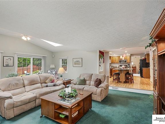 5th image of 1415 Plantation Dr