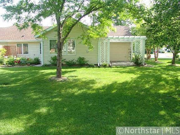 2nd image of 9231 Yorkshire Lane