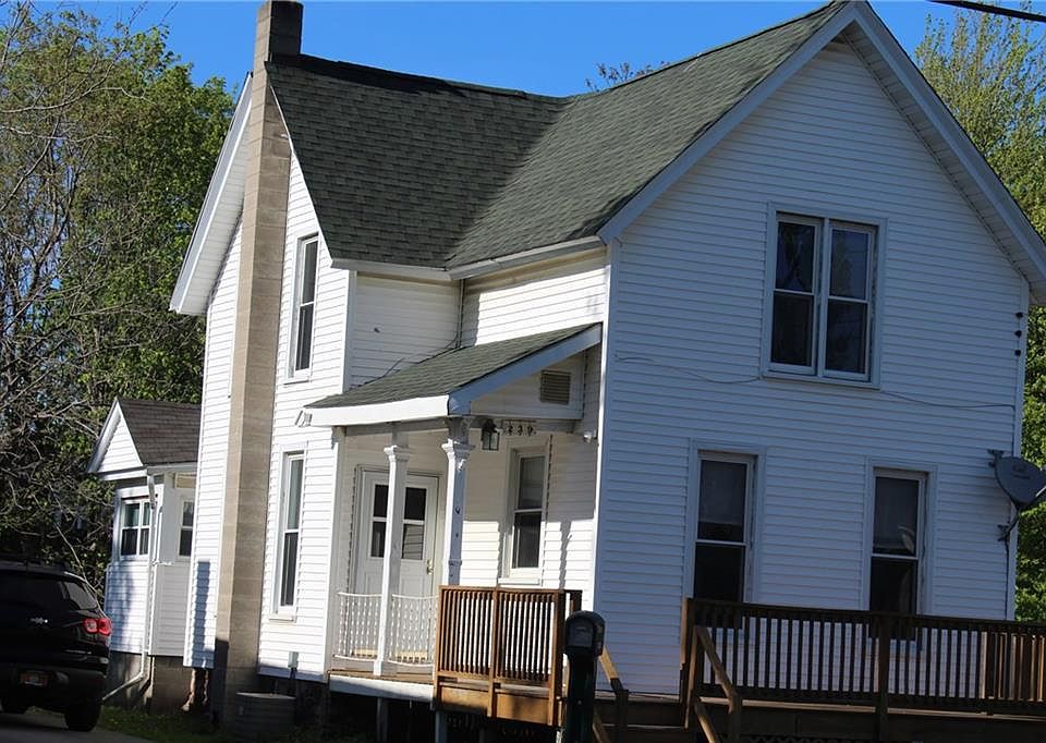 1st image of 239 E Park St