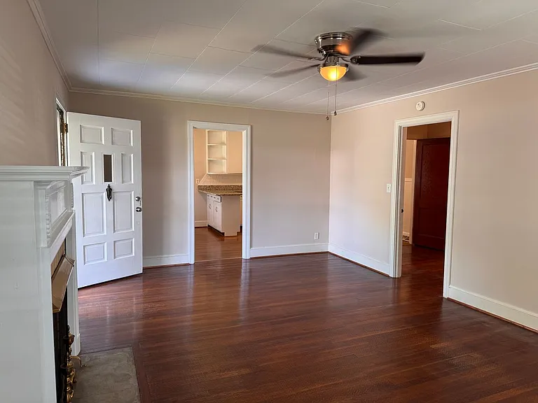 963 S Cox St — Photo 3