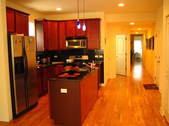 4th image of 2706 W Evergreen Ave APT 4