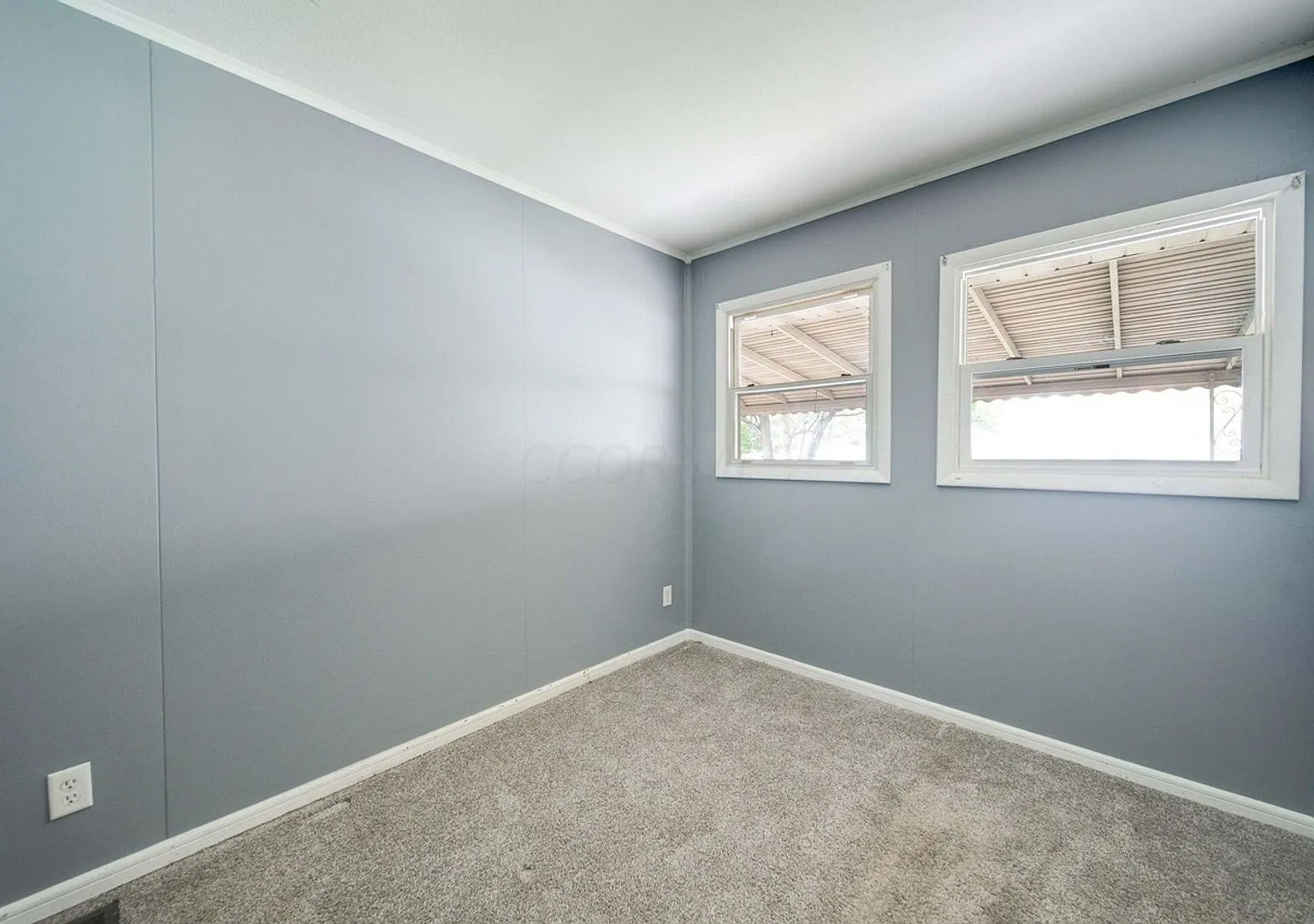 Affordable 3-Bedroom Home with Covered Patio & Renovated Kitchen Don't Miss Out! — Photo 4