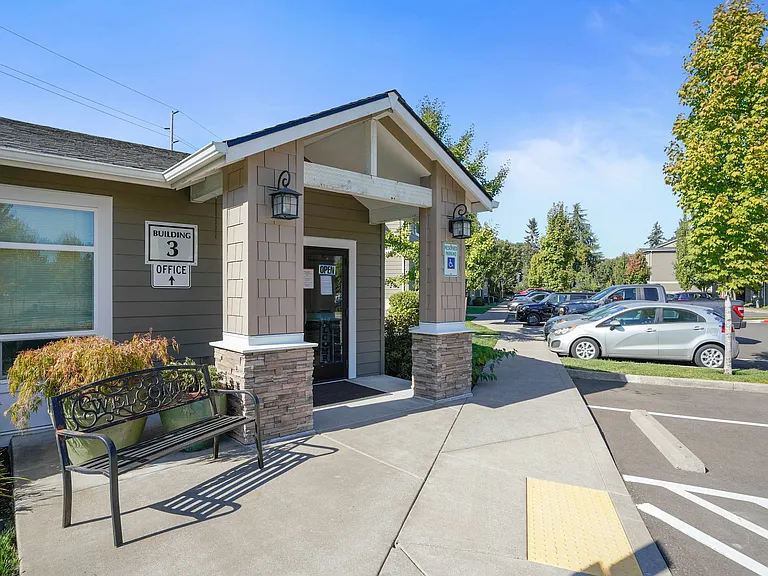Springbrook Ridge Apartments — Photo 26