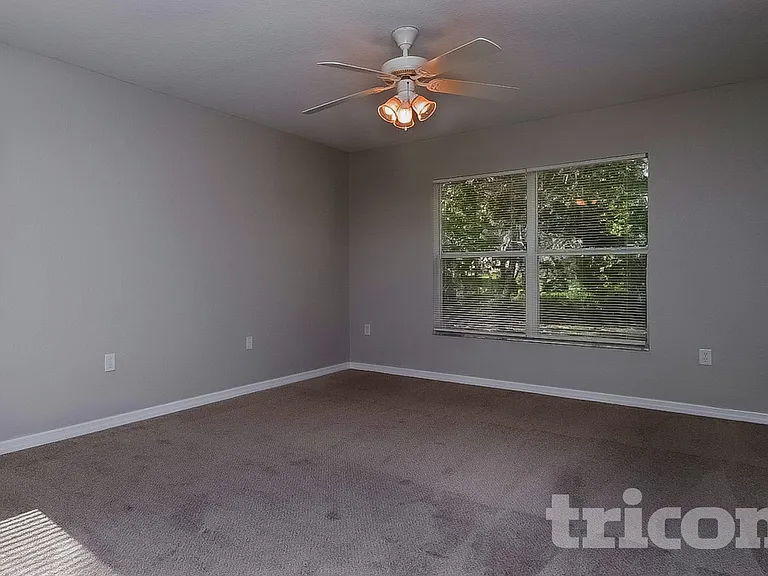 8 Matricaria Ct — Photo 7