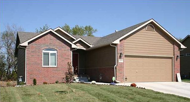 1st image of 1037 E Splitwood Way