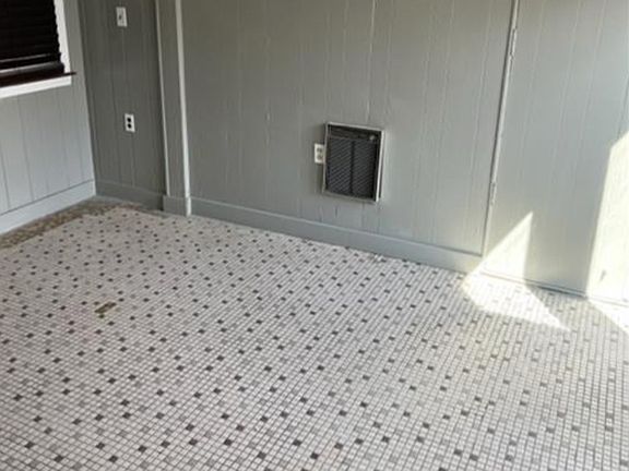 5th image of 109 Quincy Ave