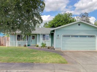 1794 S Holly St, Medford, OR 97501