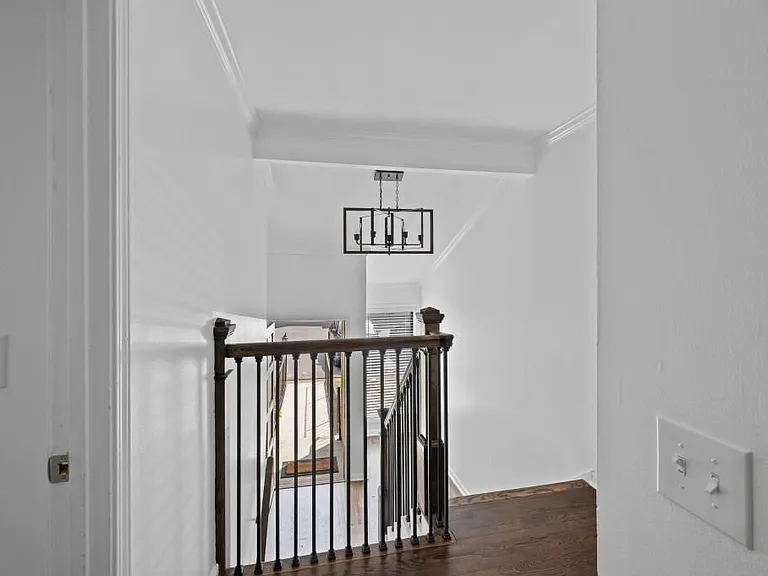 1744 Woodcliff Pl NE — Photo 17