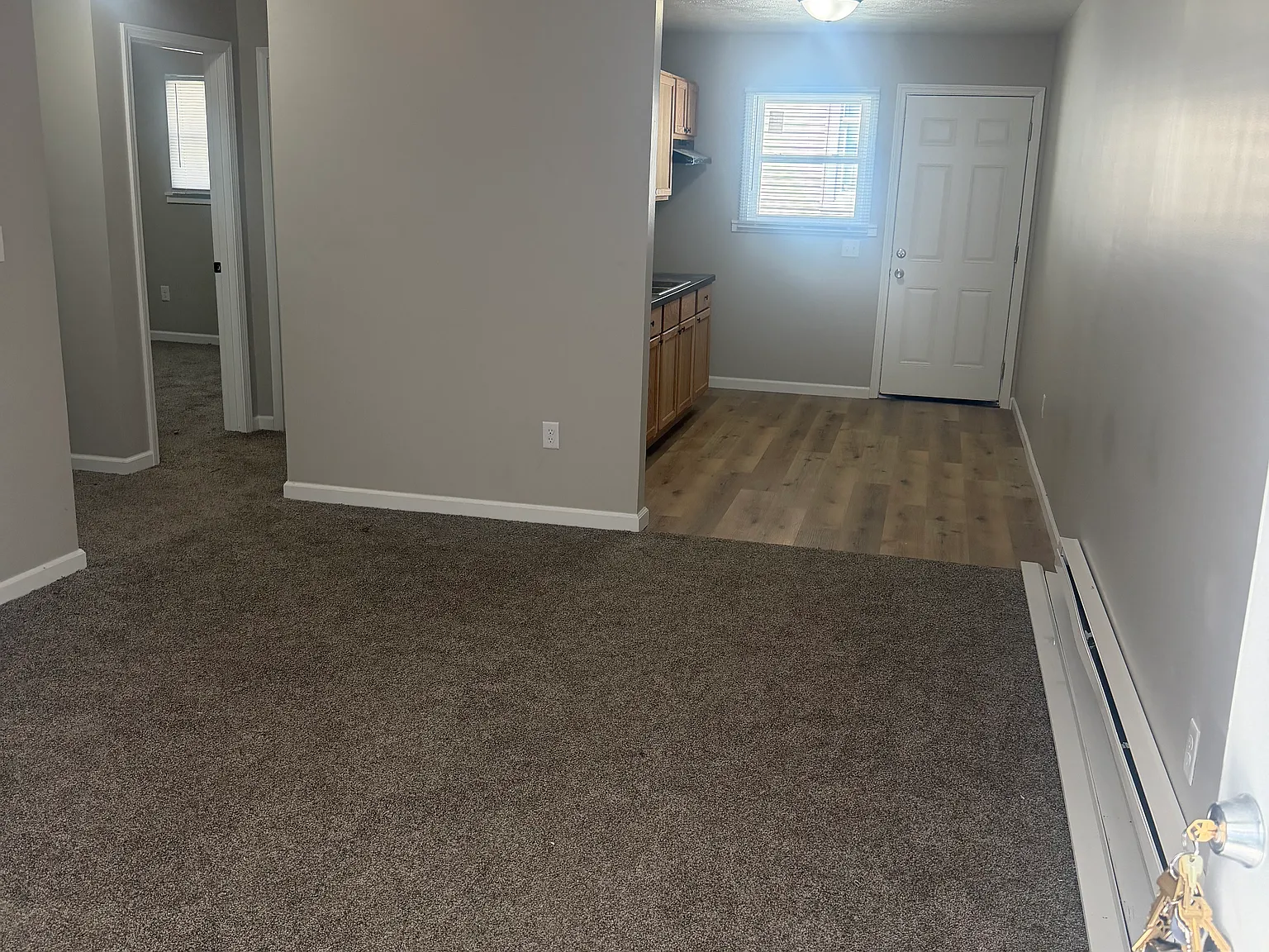 2 bed, 800 sqft, $1,000 — Photo 3