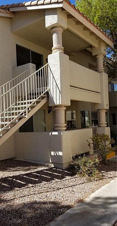 1st image of 905 Rockview Dr Unit 202
