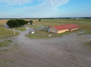 633 N Grand Ave, Texola, OK 73668