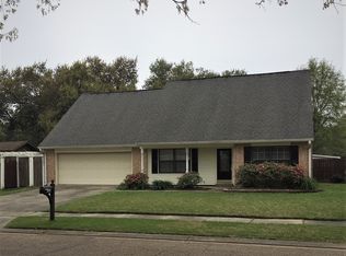 306 Aundria Dr, Lafayette, LA 70503