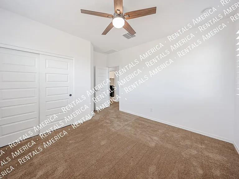 13487 N 174th Ave — Photo 37