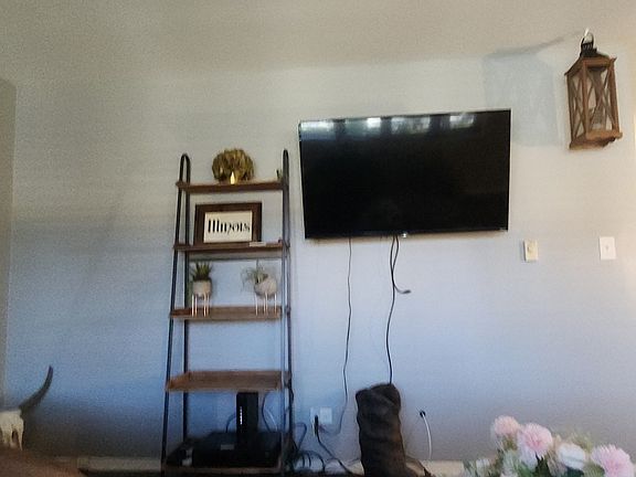 5th image of 10409 Sheffield Dr APT 1N