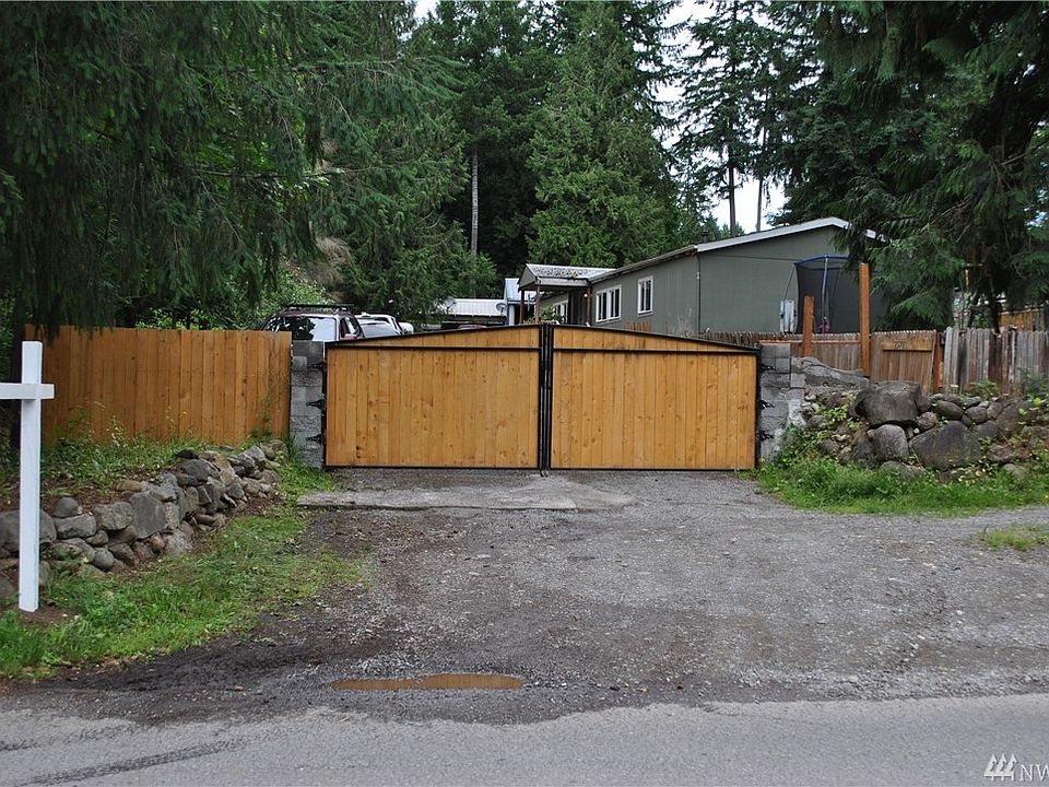 1st image of 25703 158th Street Ct E