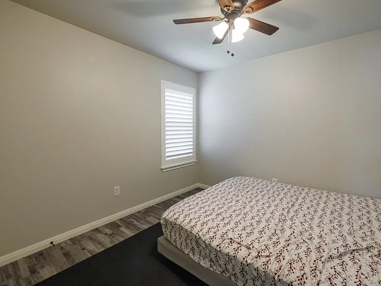 1839 Sweetwater Ln — Photo 27