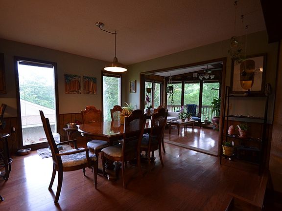 5th image of 69 Tamworth Cir