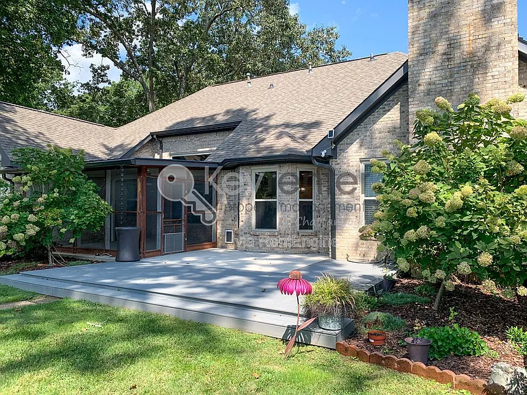 7716 Royal Harbour Cir — Photo 5