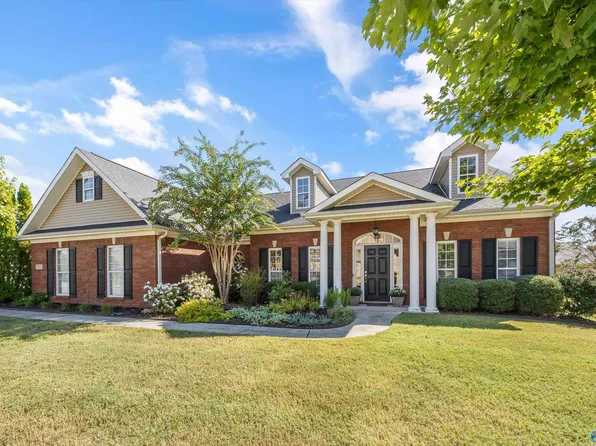 7007 Greystone Ln SE, Owens Cross Roads, AL 35763