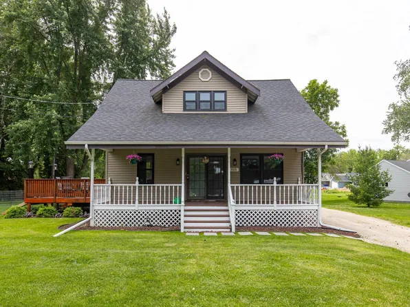 925 State St, Kaukauna, WI 54130