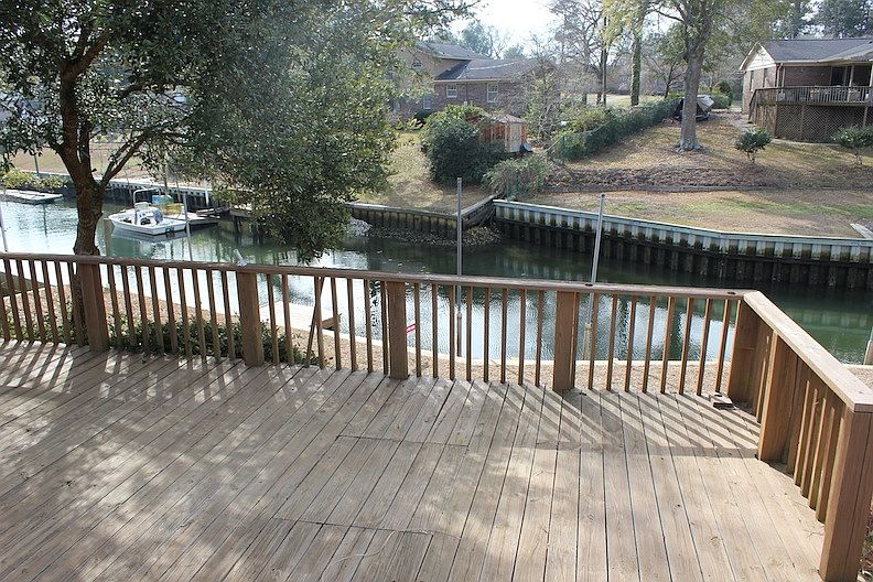 2nd image of 224 N Channel Haven Dr
