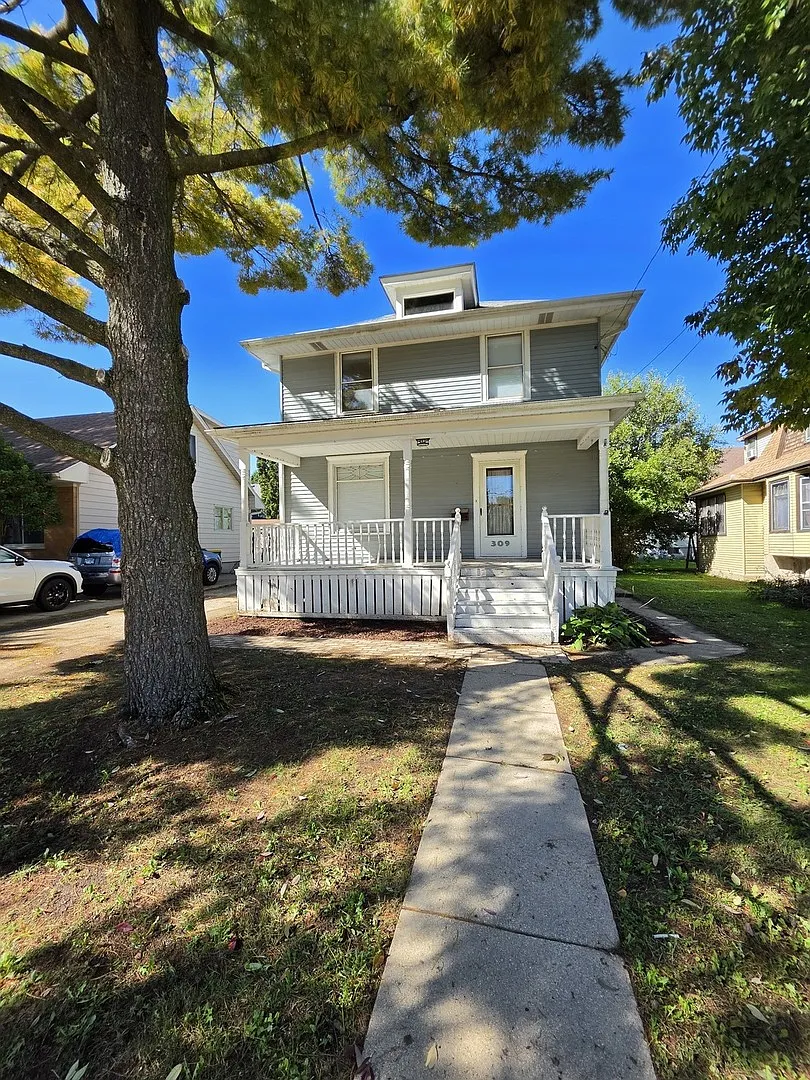 3 bed, 1759 sqft, $2,500 — Photo 1