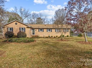 1419 Marlwood Cir, Charlotte, NC 28227