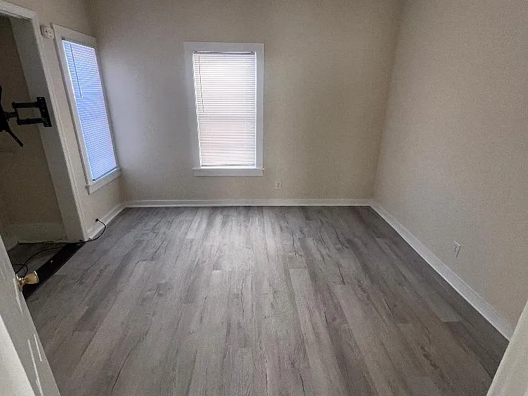 434 Chenango St #1 — Photo 6