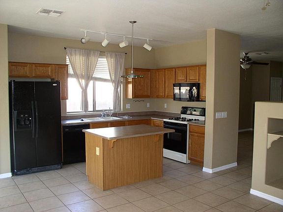 3rd image of 14290 W Verde Ln