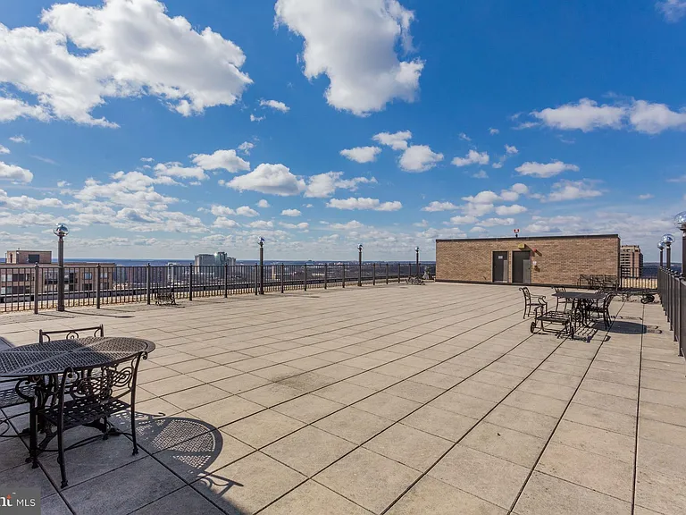 3705 S George Mason Dr #2504S — Photo 40