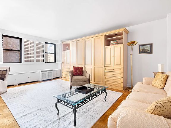 2nd image of 315 E 72nd St APT 10F
